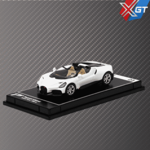 1:64 Hypercar League Collection-23 Bugatti Mistral