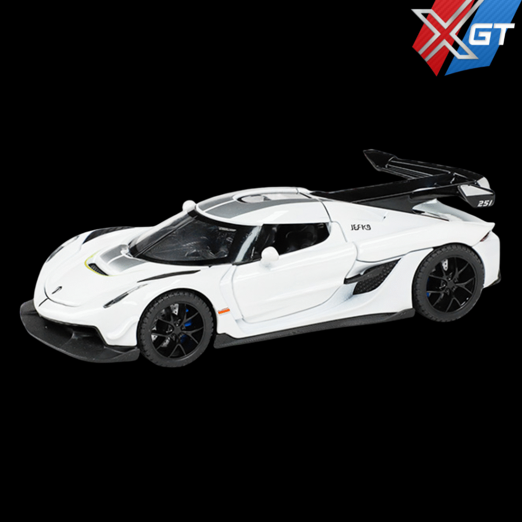 1:32  DC Koenigsegg Jesko